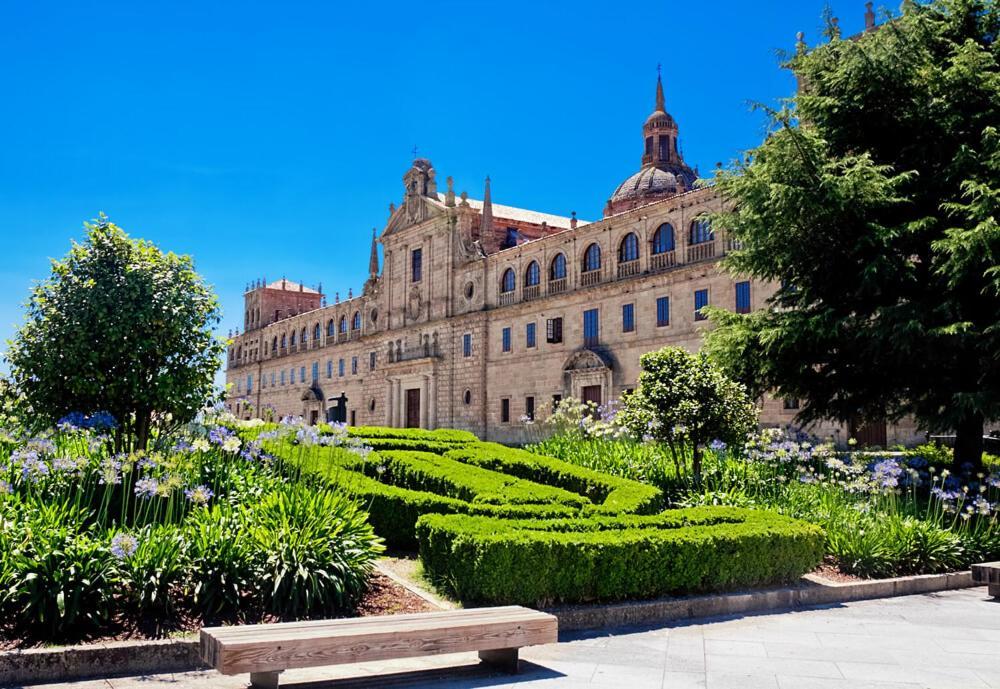 Villa Casa Jardin à Monforte De Lemos Extérieur photo